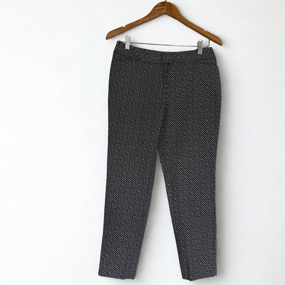 White House Black Market Ankle Pants – Size 4R